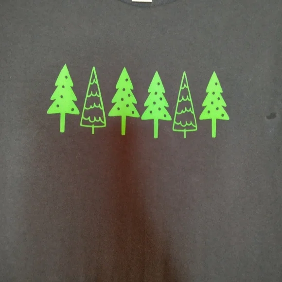 New handmade black Christmas shirt size S - Picture 3 of 4